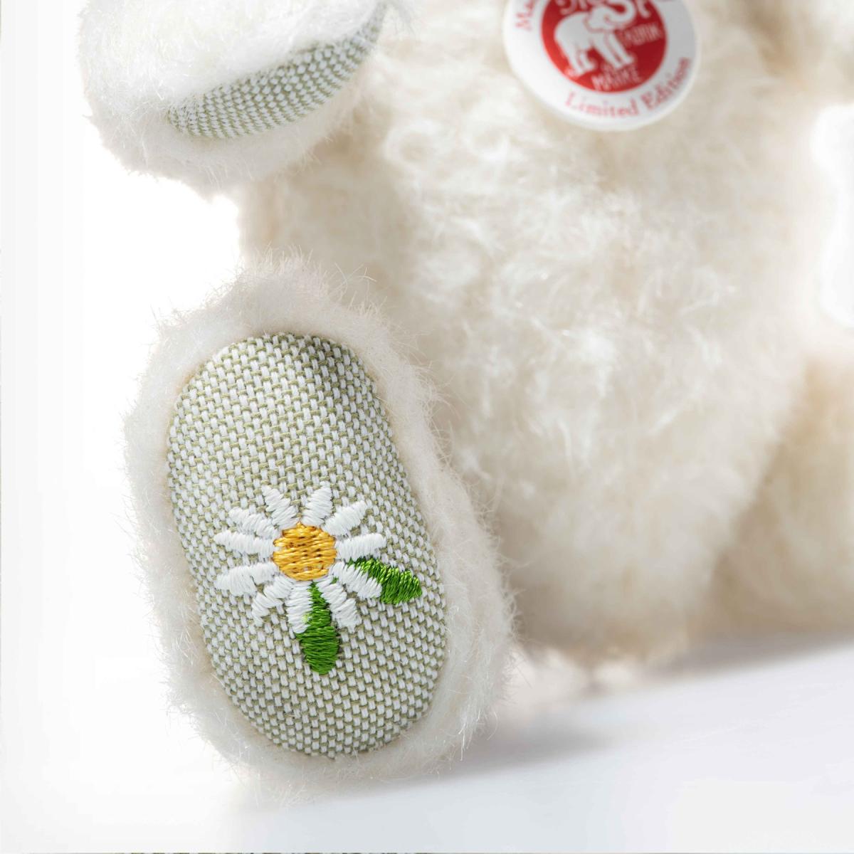 Teddybjörn Elena RMS, 19cm, Steiff säljs på Nalleriet.se