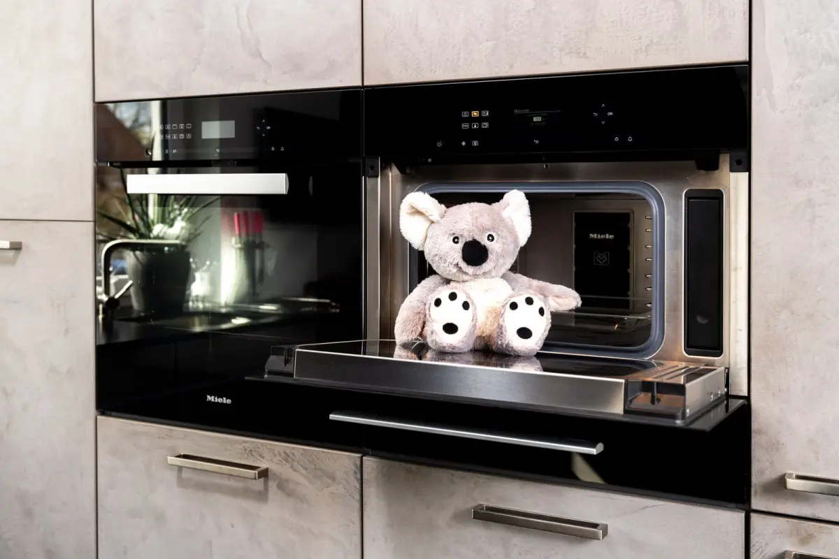 Värmenalle Koalan Konrad från Habibi Plush (micronalle) säljs på Nalleriet.se