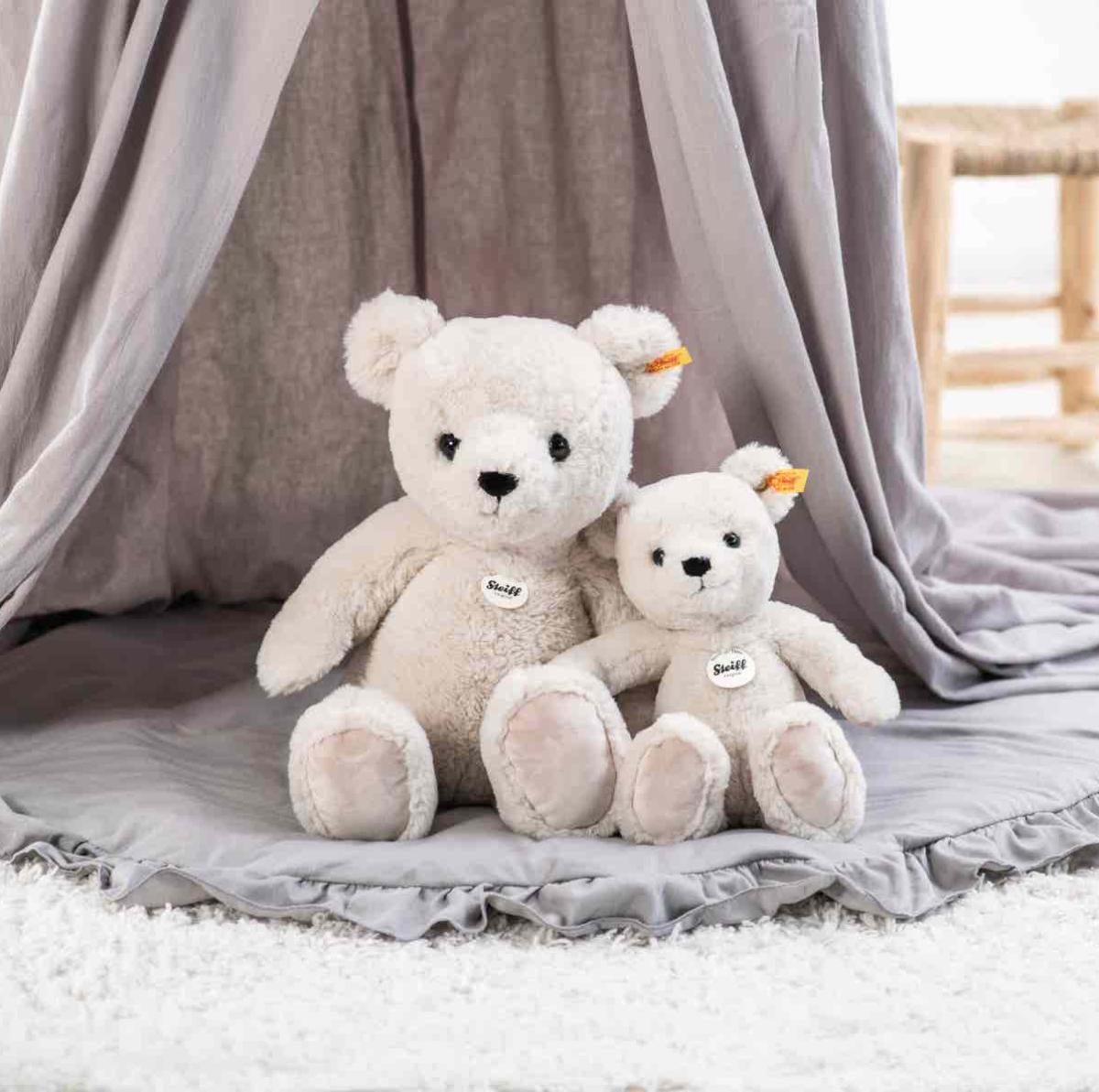 Teddybjörn Heavenly Hugs Benno, 29cm, Steiff säljs på Nalleriet.se