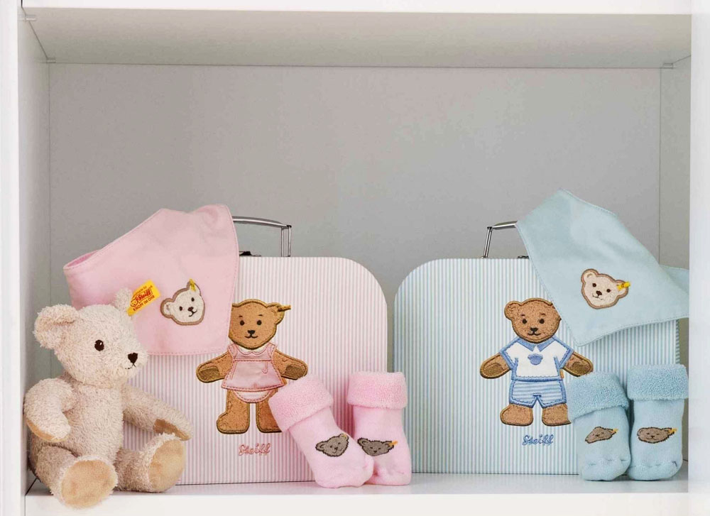 Presentset Steiff, blå från Steiff säljs på Nalleriet.se