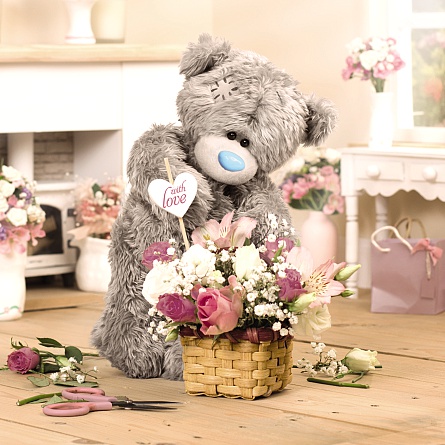 3D-Kort (Födelsedag), Nalle med blomsterkorg - Me To You